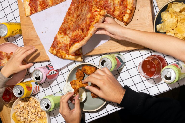 Aries devora la mesa con ímpetu