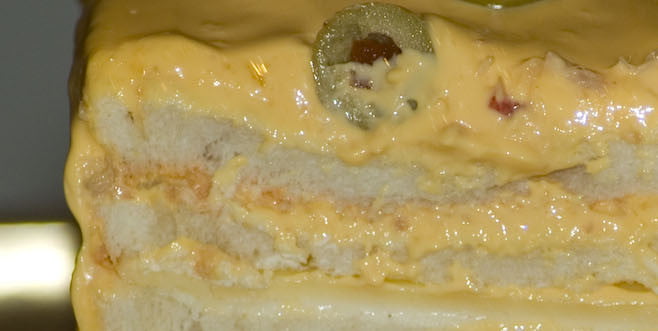 El Sanduchón: vedette de las piñatas