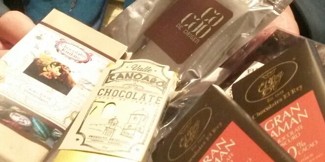 Véronique Anastasie, «¿Qué sucede cuando colocó un cuadrito de chocolate en mi boca?»