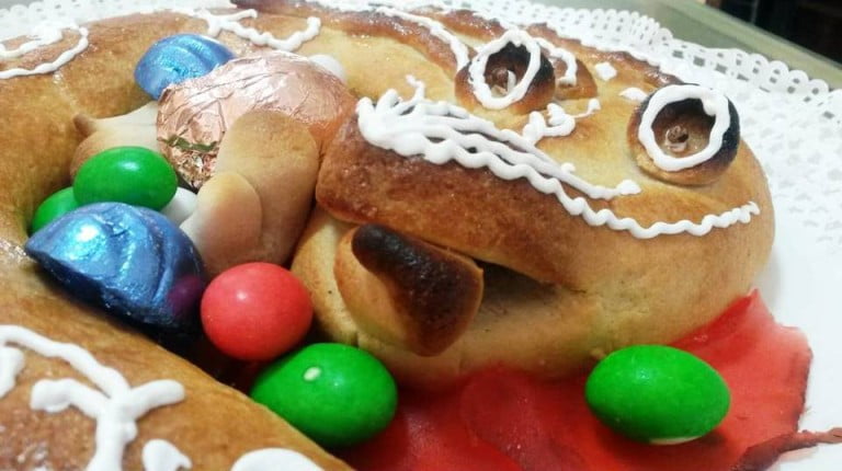 Pastelería Mar Bel llena la mesa de turrones y mazapán