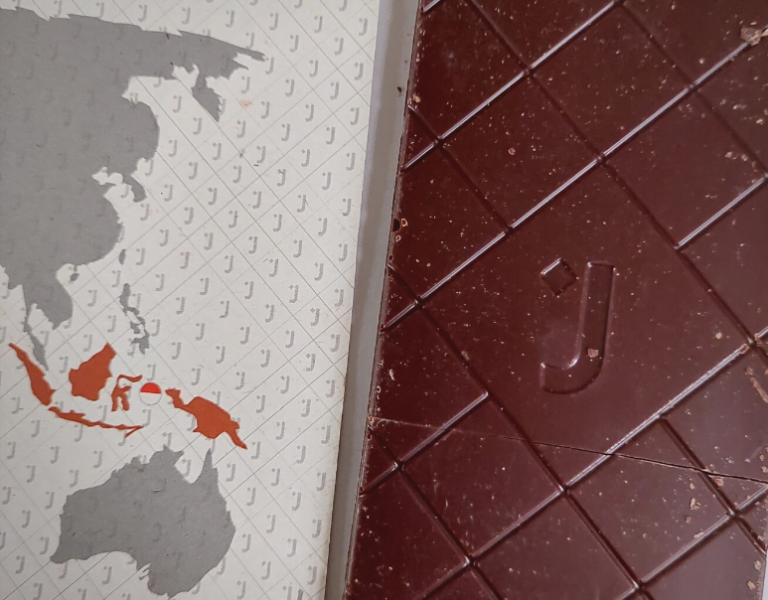 Jordis es una finísima tableta checa con cacao indonesio