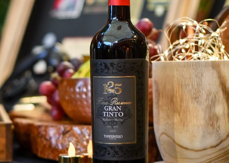 Tabernero celebra su aniversario 125 con etiqueta conmemorativa