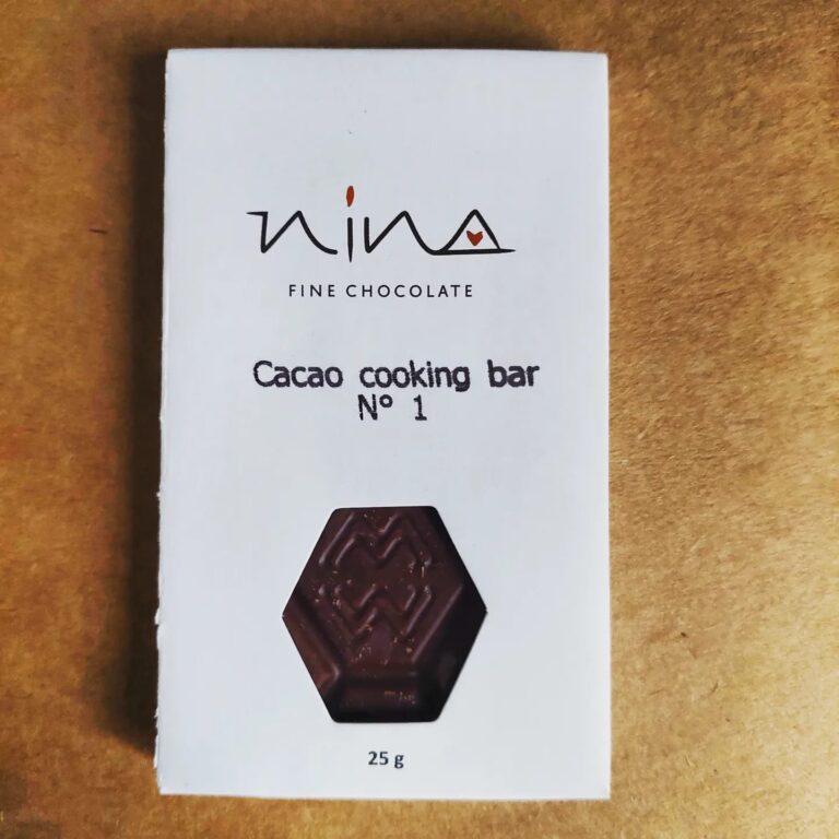 Cacao Cooking Bar de Chocolates Nina le da sabor a la comida salada